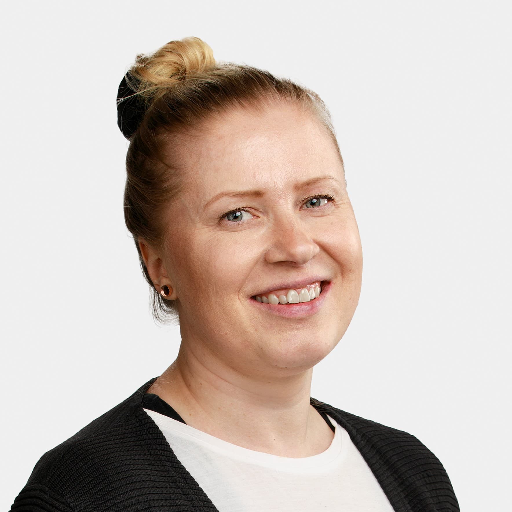 Kaisa Lönnqvist-Kaija  — Pihlajalinna