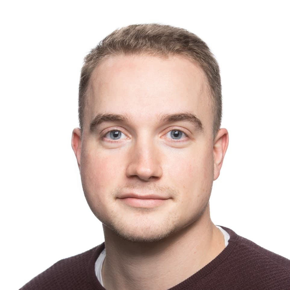 Sakari Martikainen Medicine licentiat — Pihlajalinna