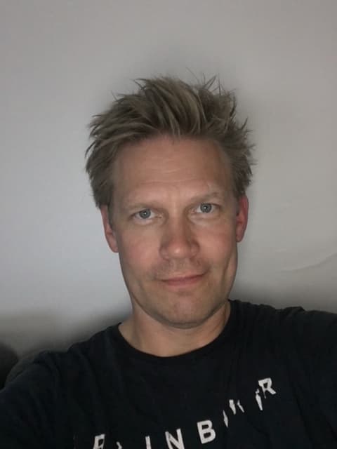 Jaro Junnila  — Pihlajalinna