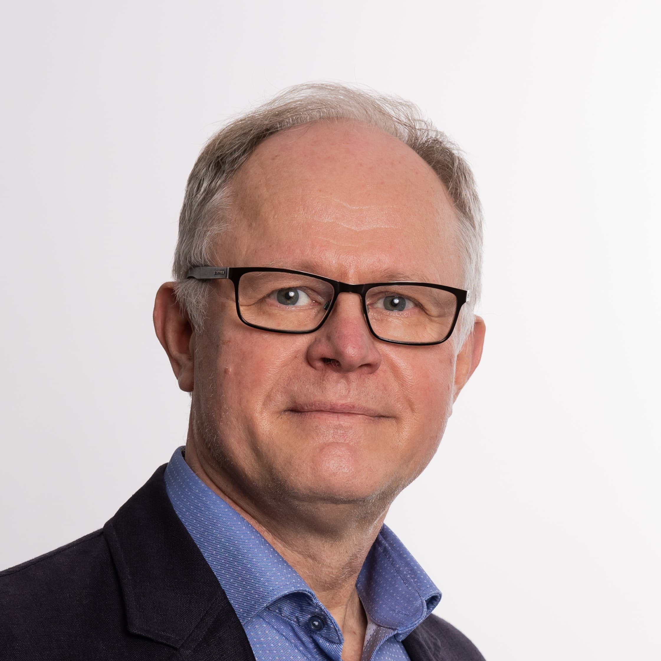 Jarmo Kuronen Medicine doktor — Pihlajalinna