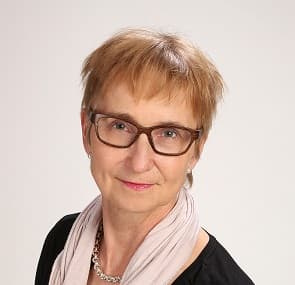 Outi Kaarela  — Pihlajalinna