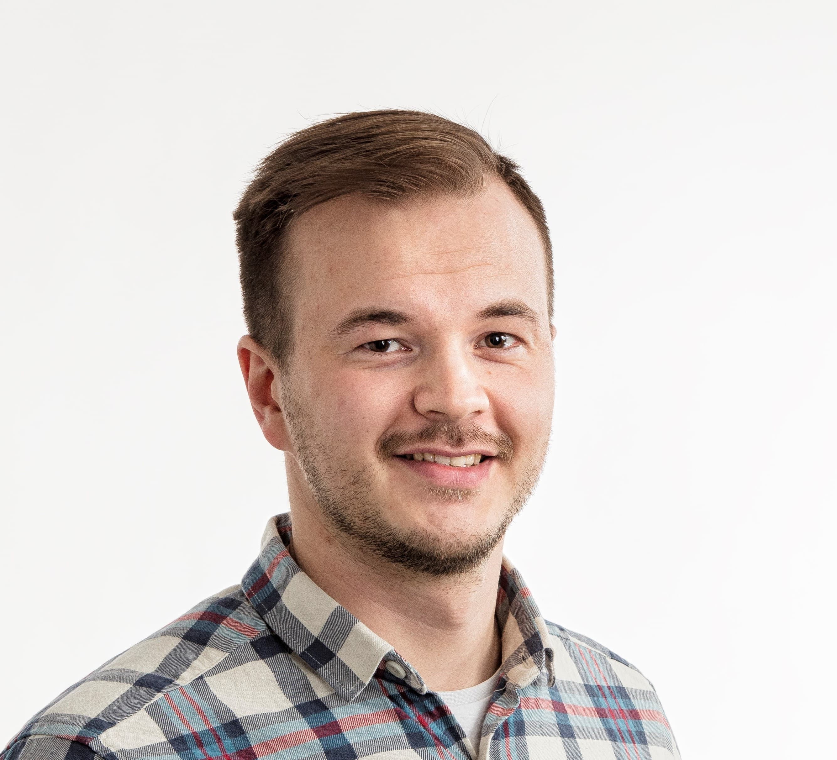 Kalle Vitri  — Pihlajalinna