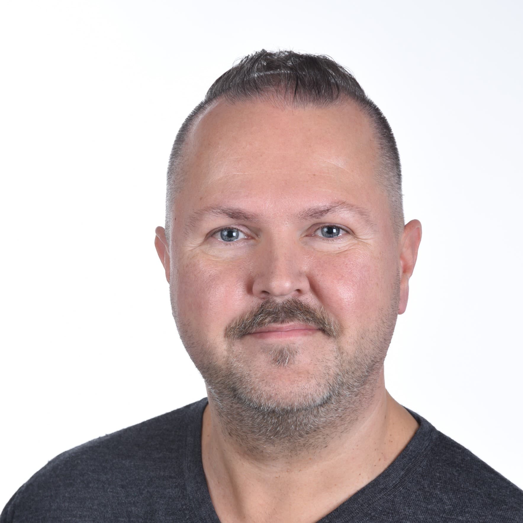 Tuomo Pilto  — Pihlajalinna