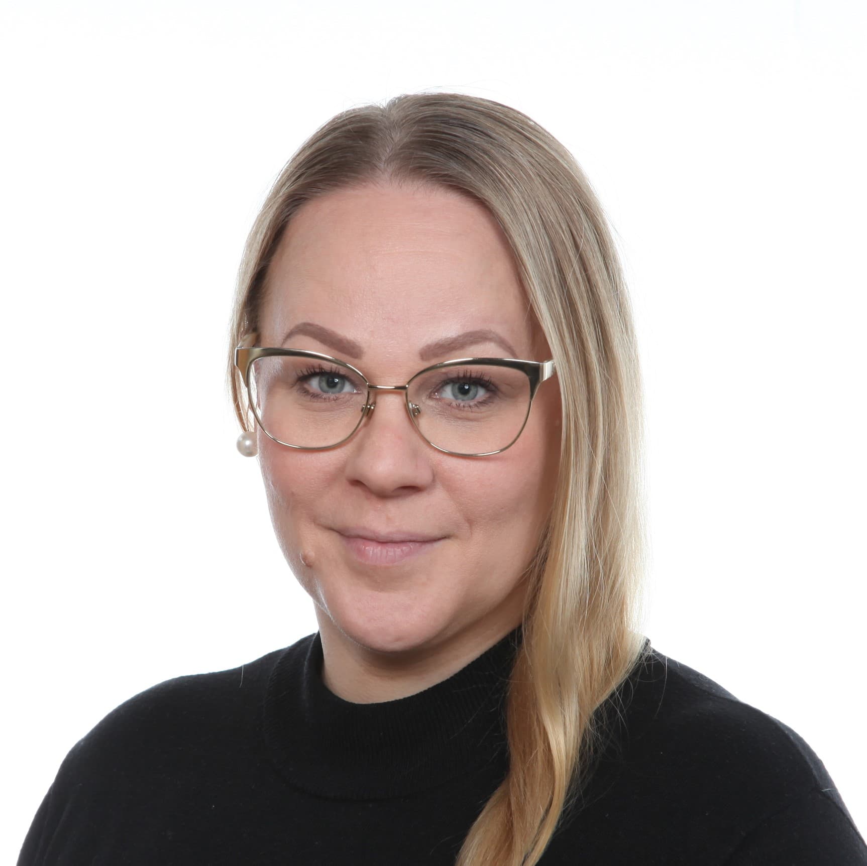 Henna Luhtala  — Pihlajalinna