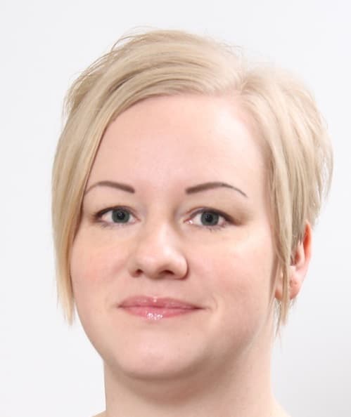 Riikka Mäkinen  — Pihlajalinna