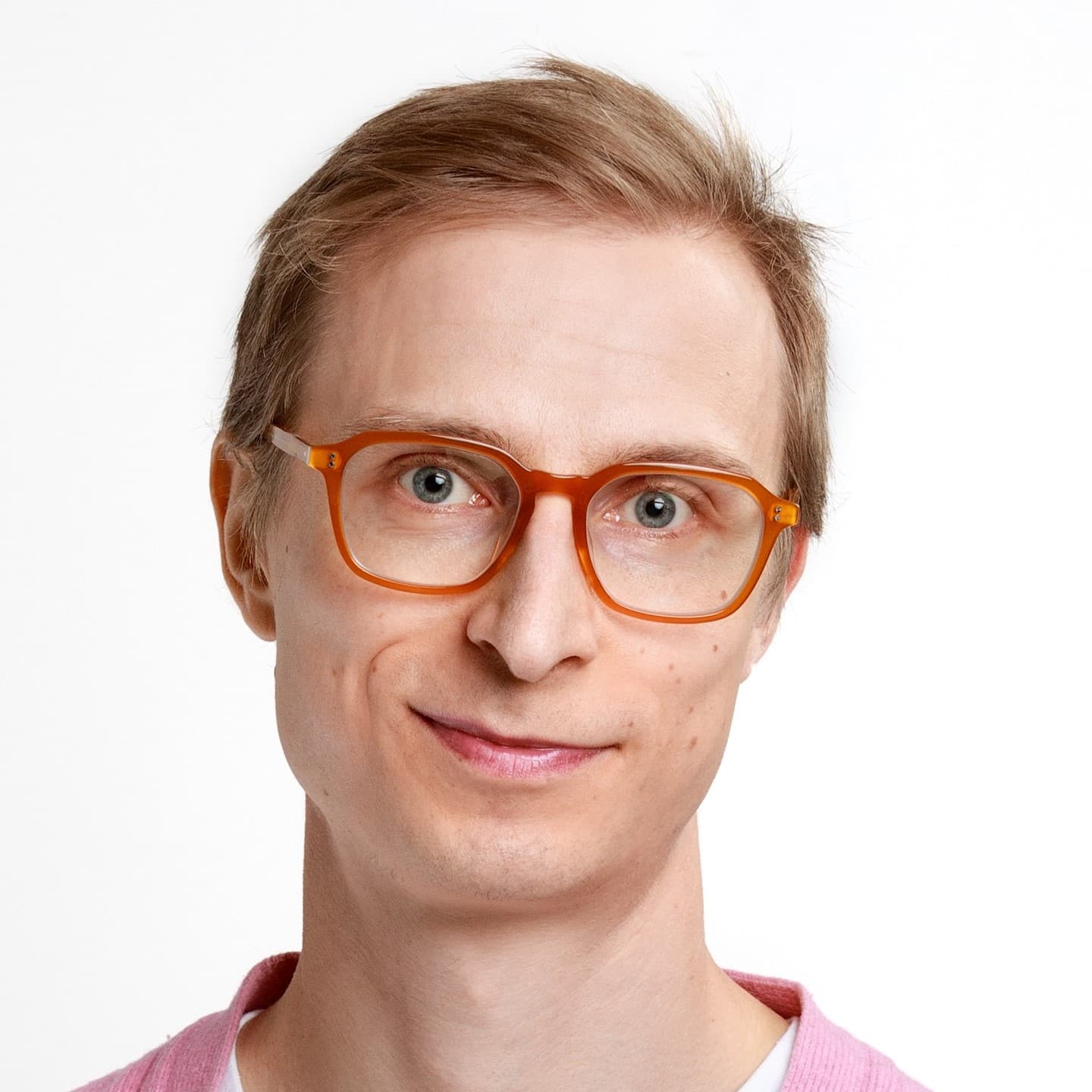 Kalle Pikisaari Medicine licentiat — Pihlajalinna