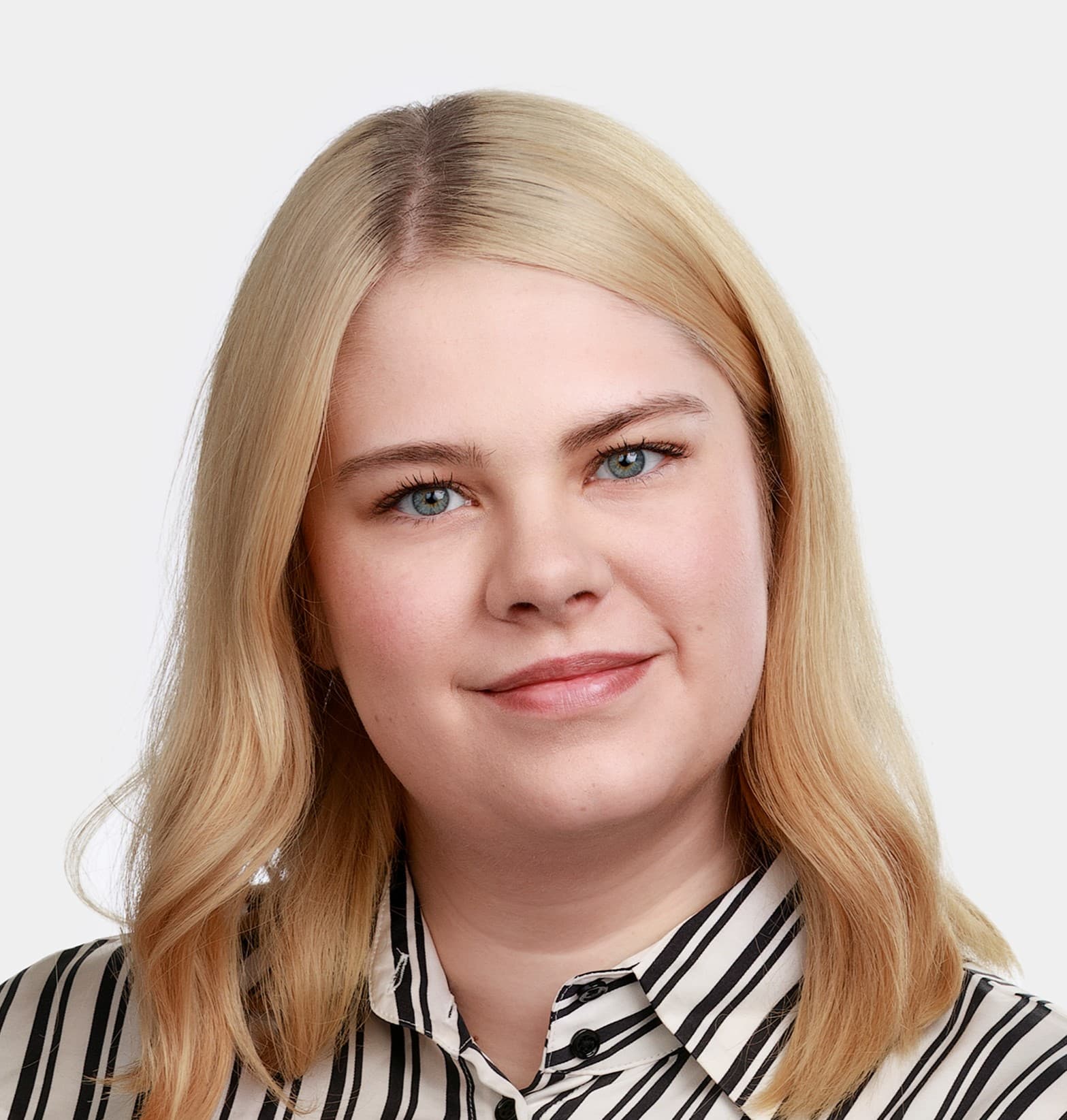 Nadja Mortti  — Pihlajalinna