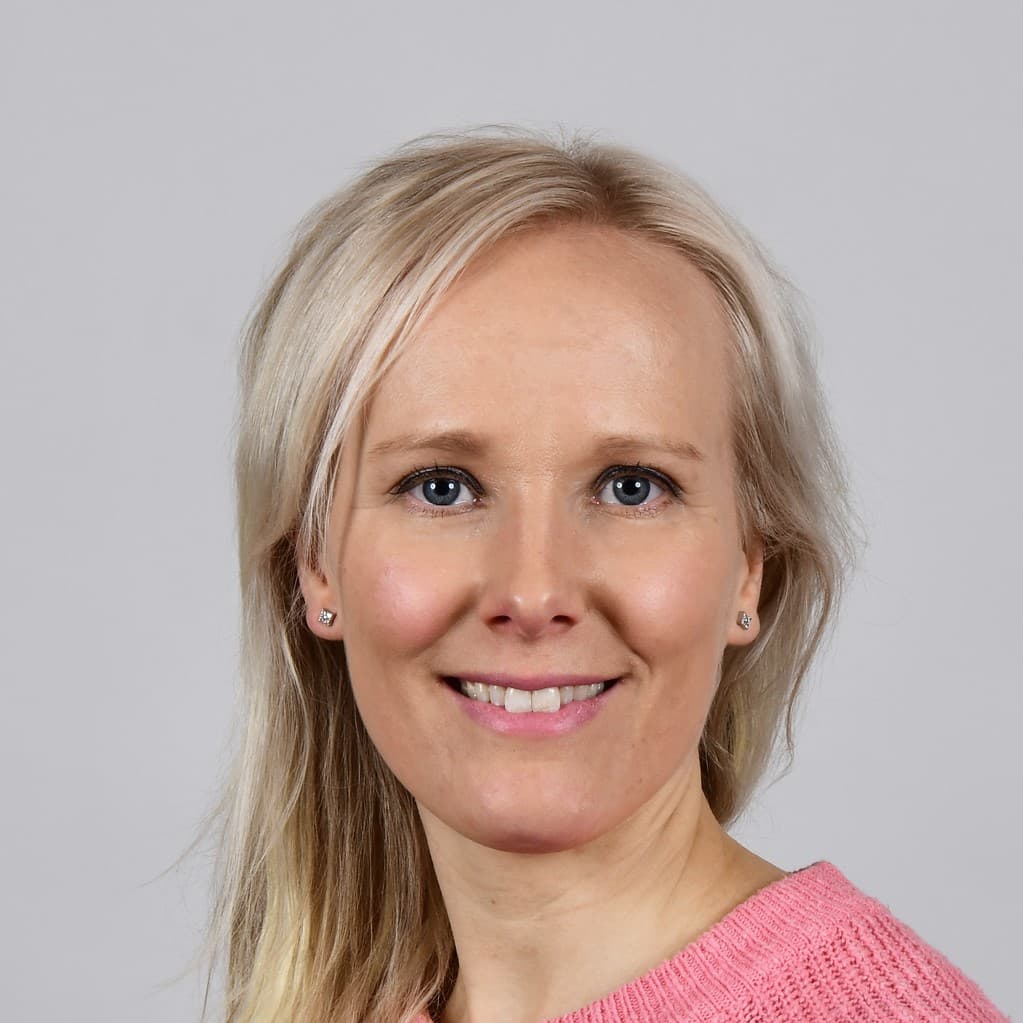 Anna Kaarniemi  — Pihlajalinna