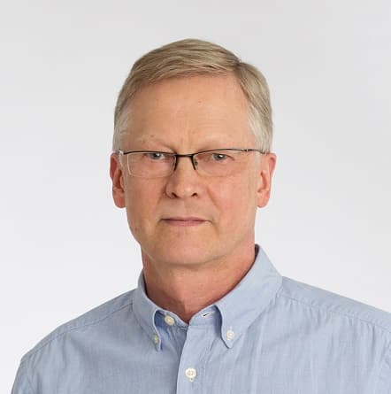 Veli-Matti Puolakka Medicine licentiat — Pihlajalinna