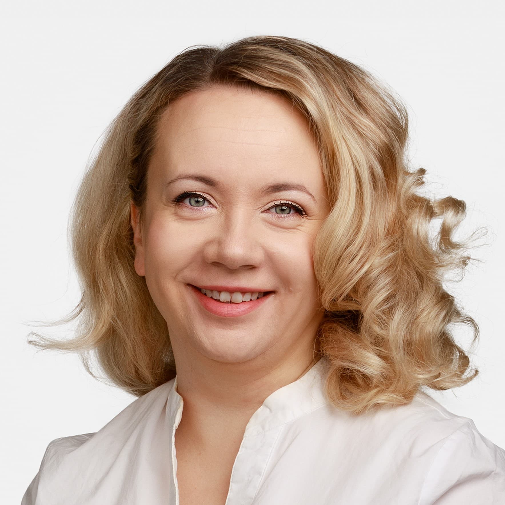 Kaisa Kauppinen — Pihlajalinna