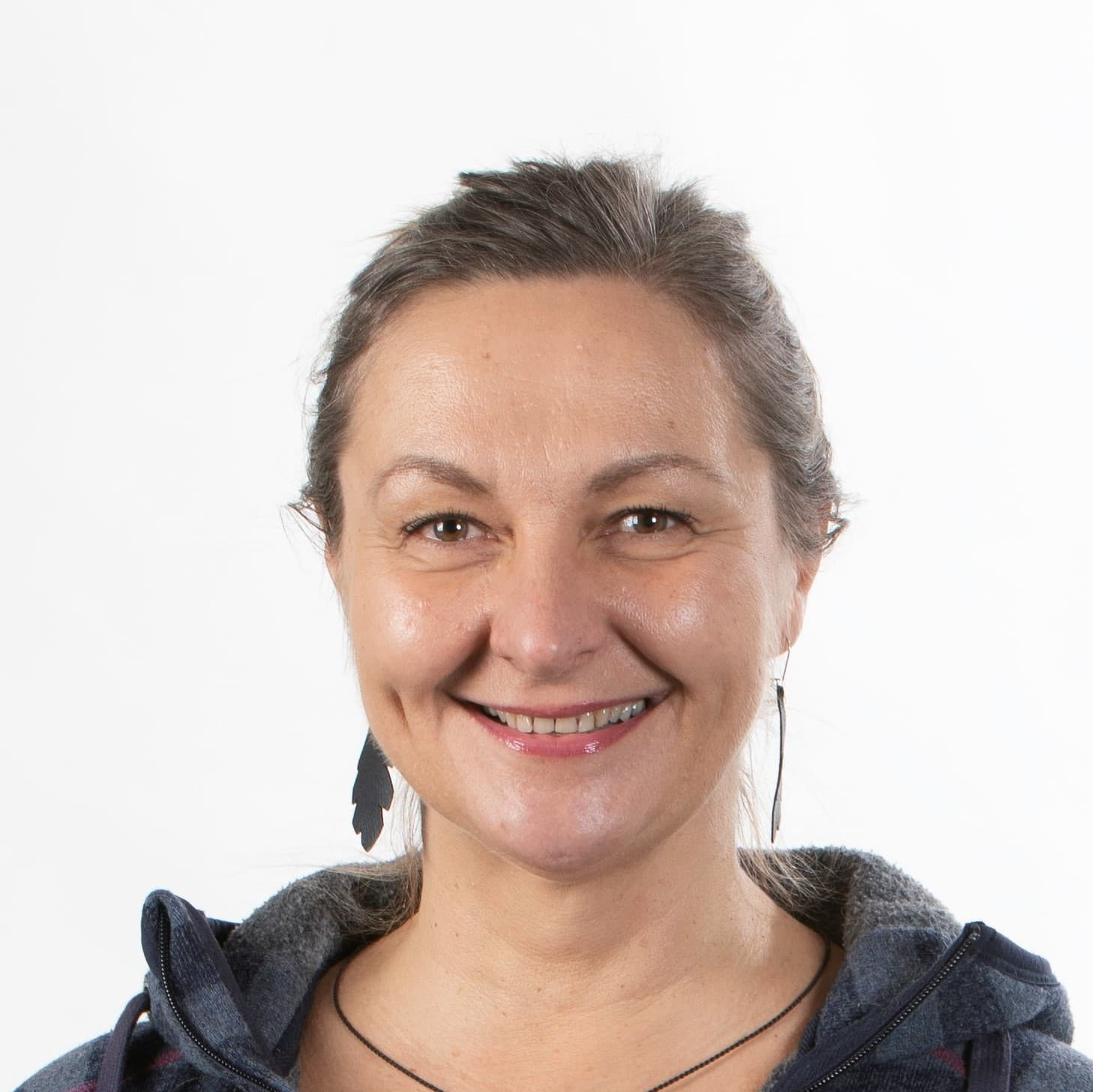 Minna Mäkelä — Pihlajalinna