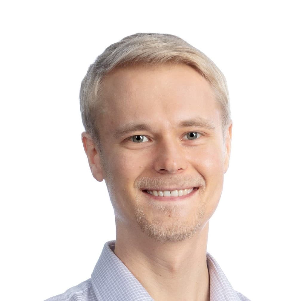 Tommi Soininvaara Medicine licentiat — Pihlajalinna