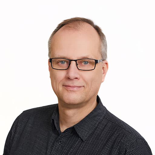 Kimmo Oksanen — Pihlajalinna