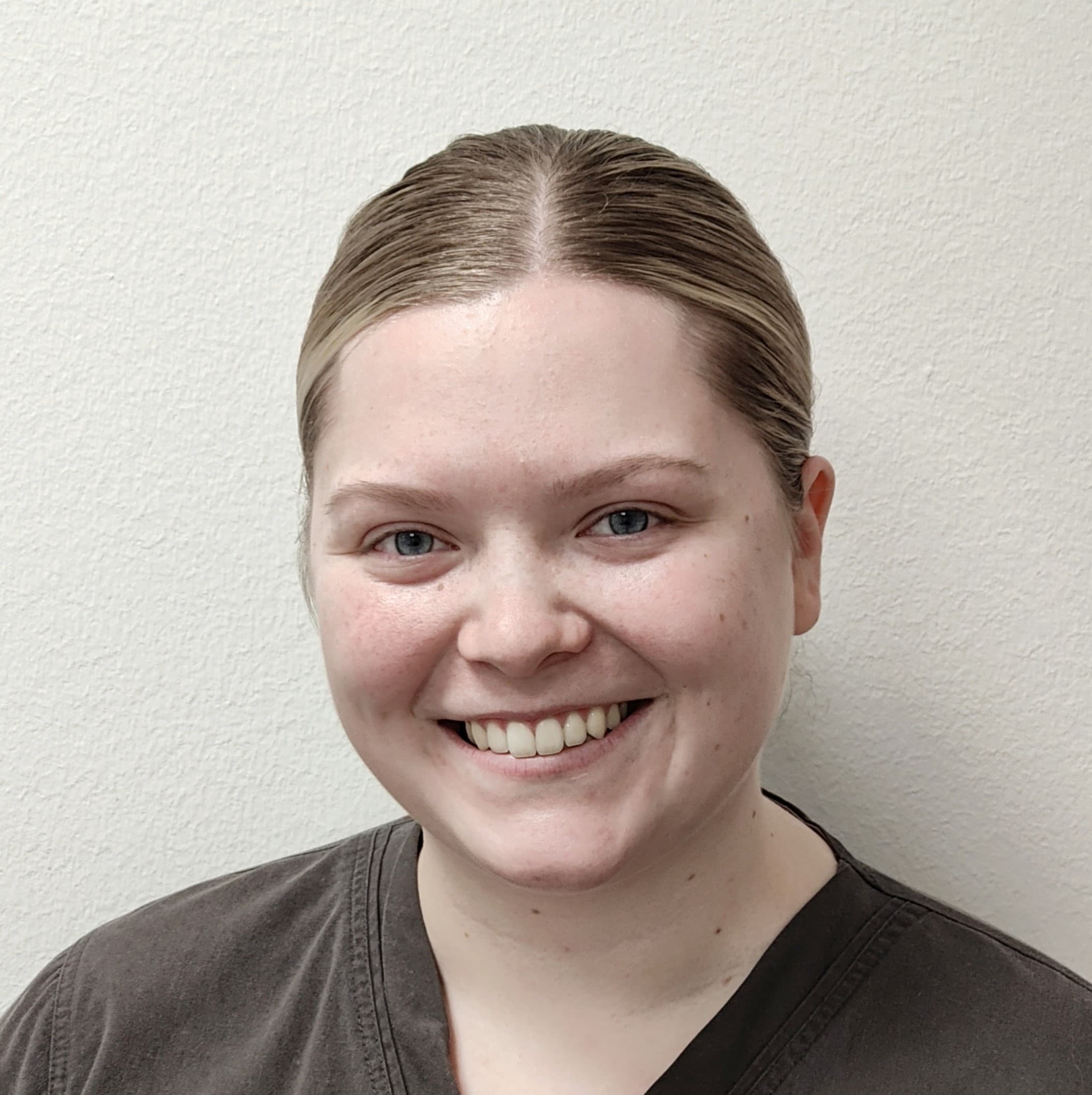 Veera Nissilä — Pihlajalinna