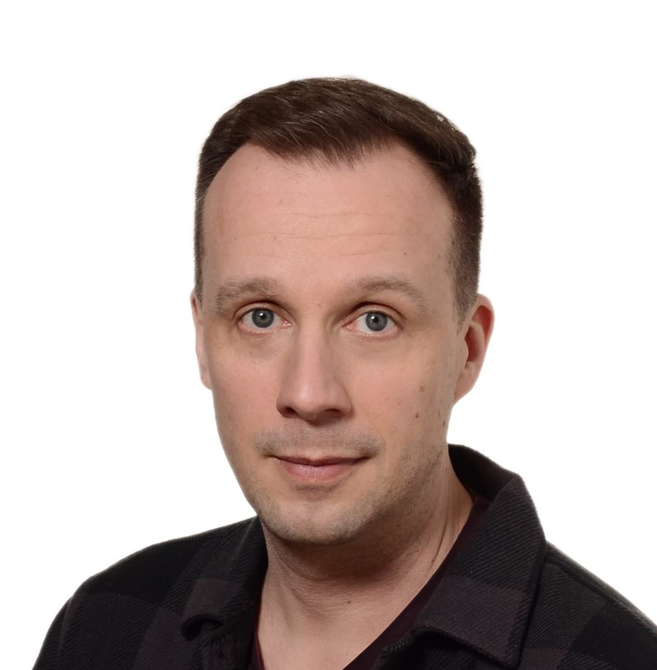 Tommi Saarela Lic.Med. — Pihlajalinna