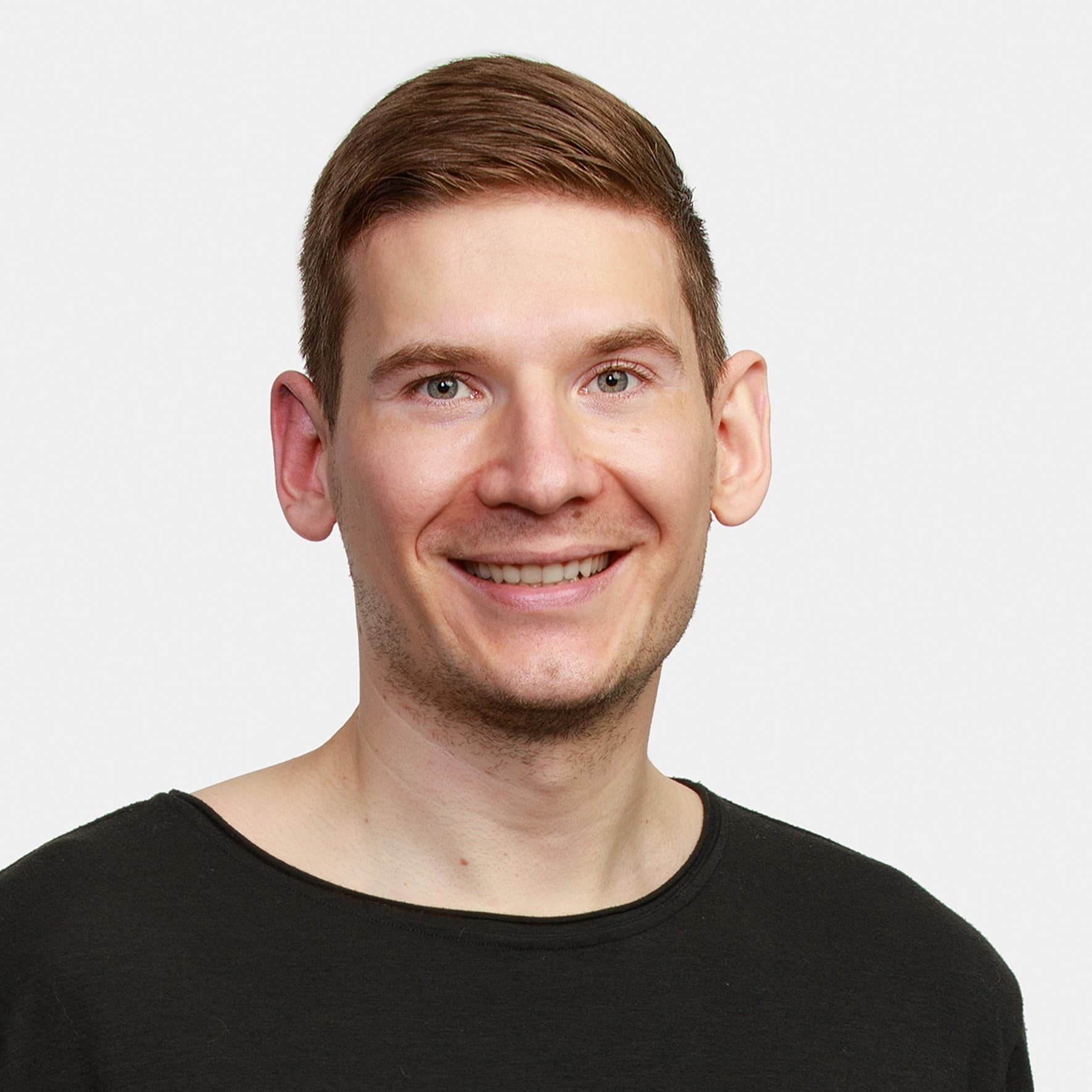 Harri Karvonen — Pihlajalinna