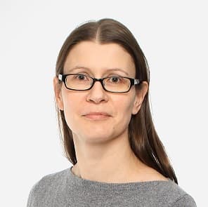 Mervi Ek Medicine licentiat — Pihlajalinna