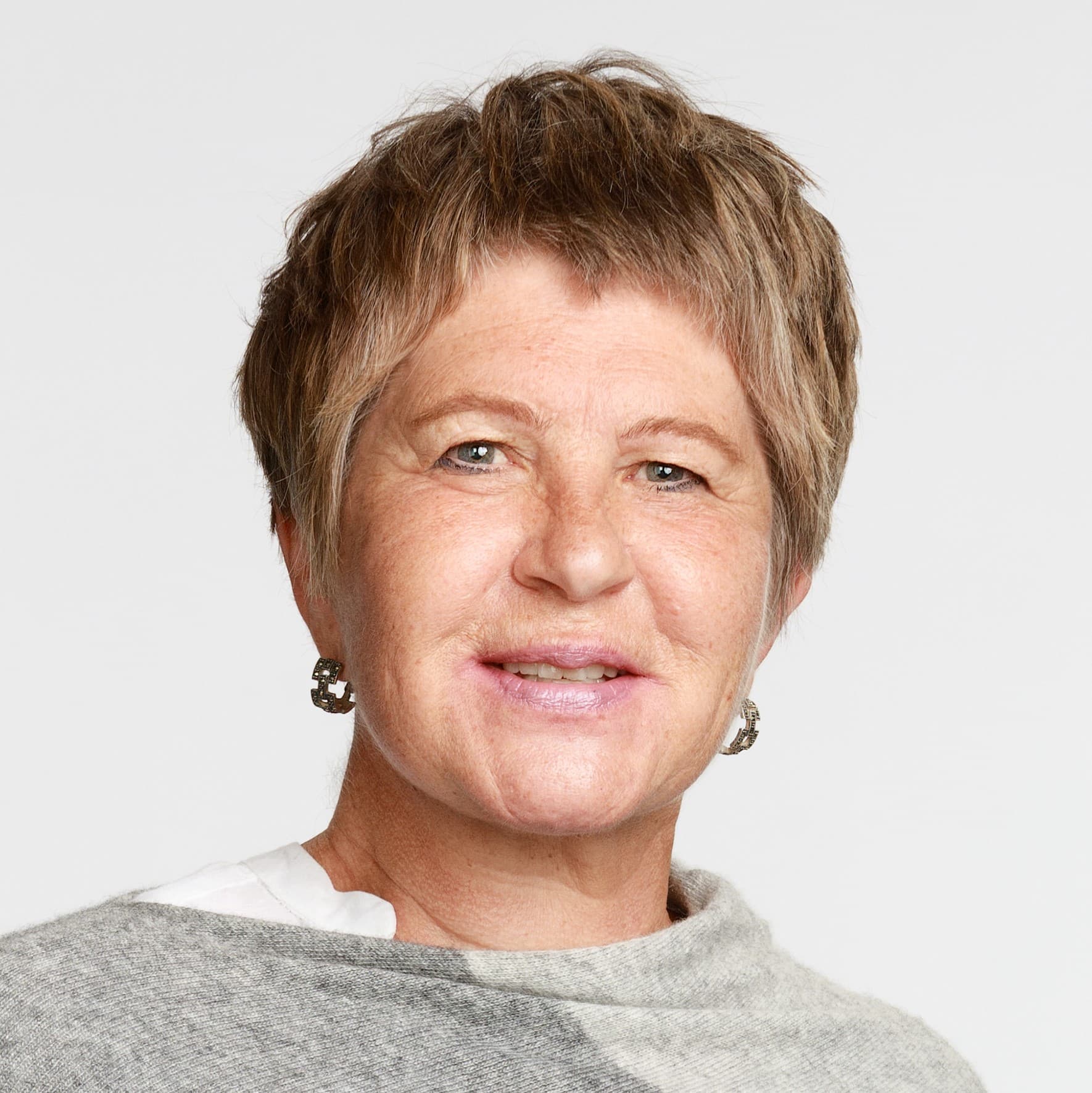 Asta Mattinen — Pihlajalinna