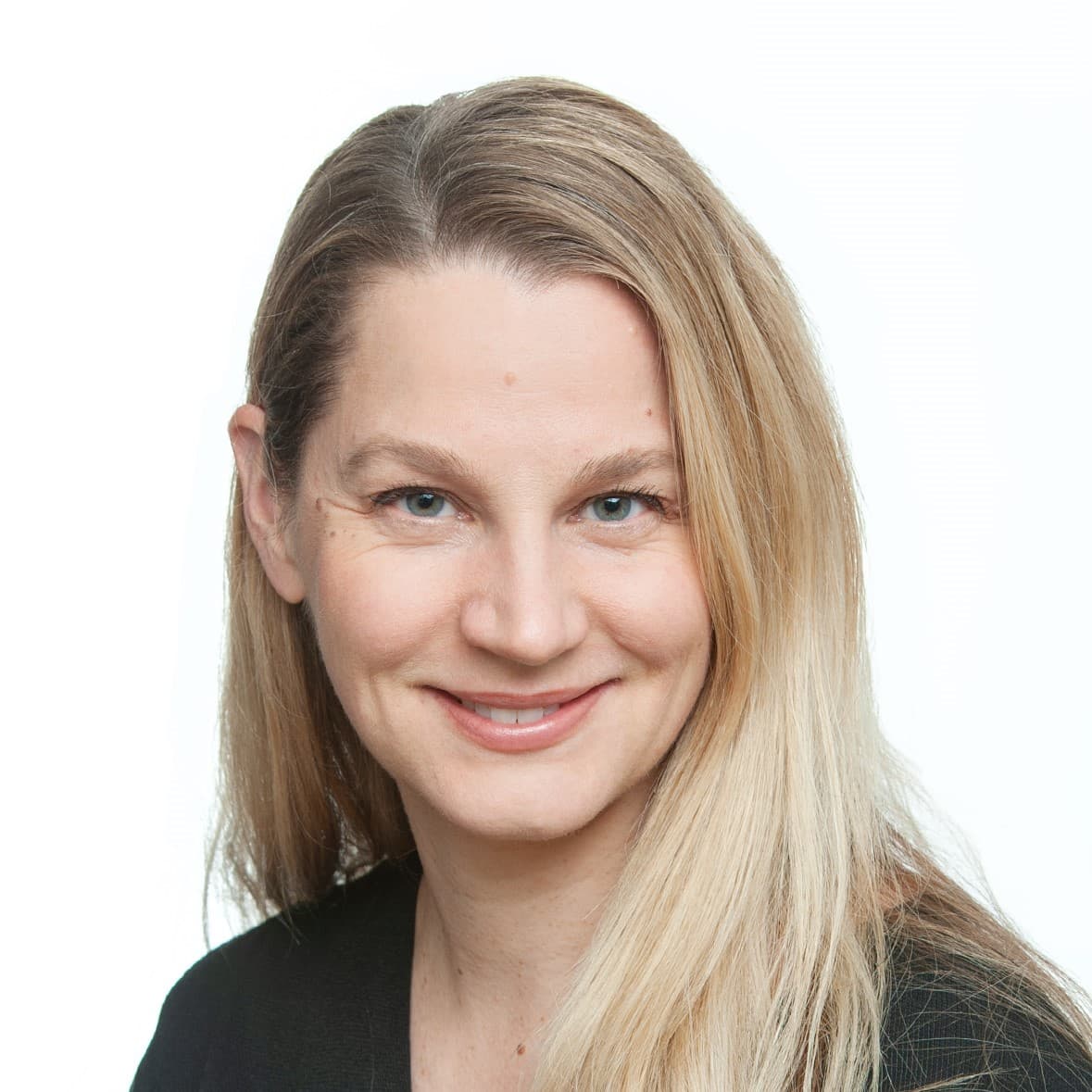 Riikka Tähtinen Medicine doktor — Pihlajalinna