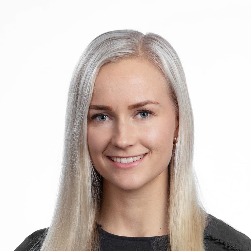 Salla Laurell Medicine licentiat — Pihlajalinna