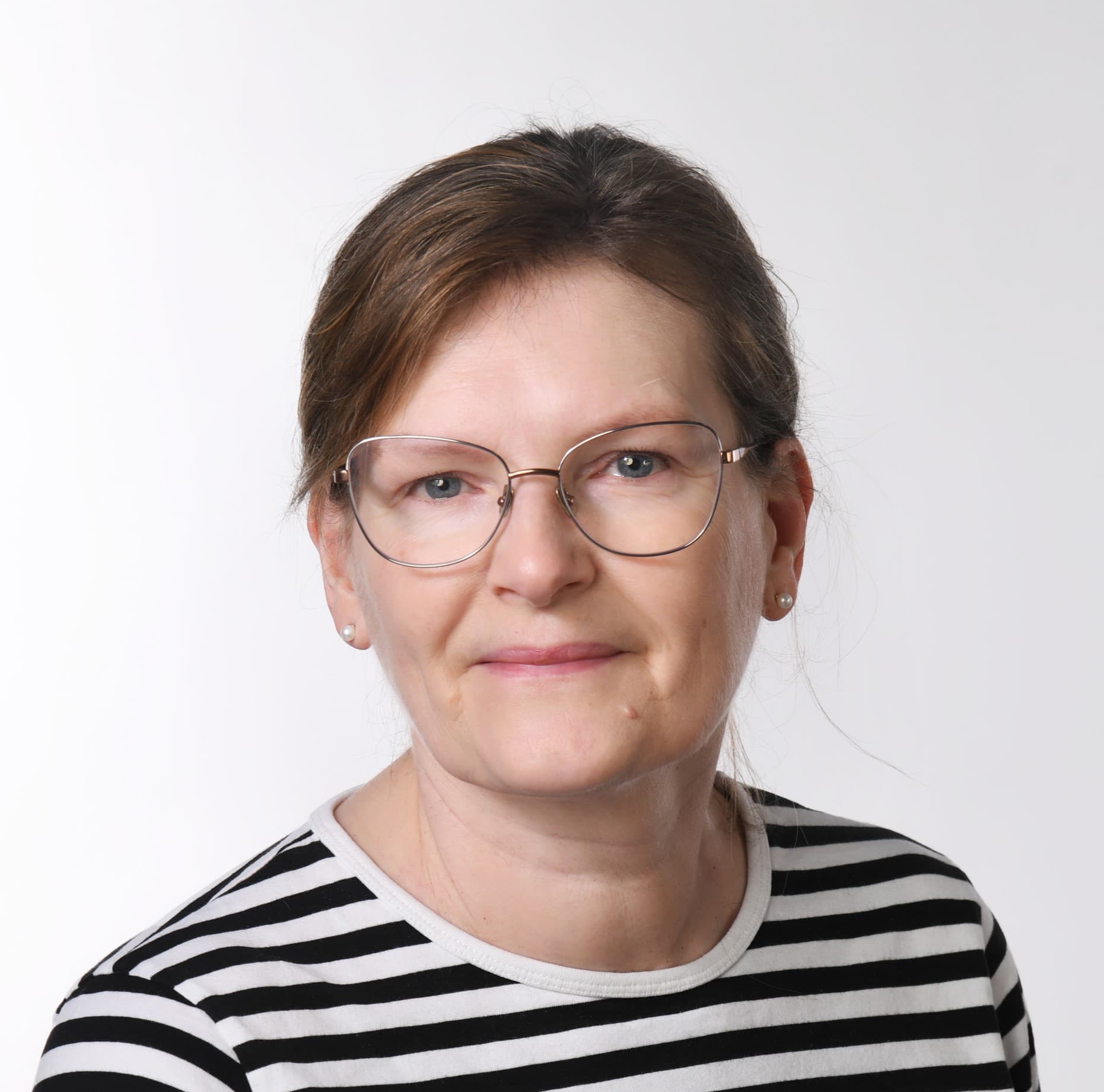 Eija Finnilä-Laine — Pihlajalinna