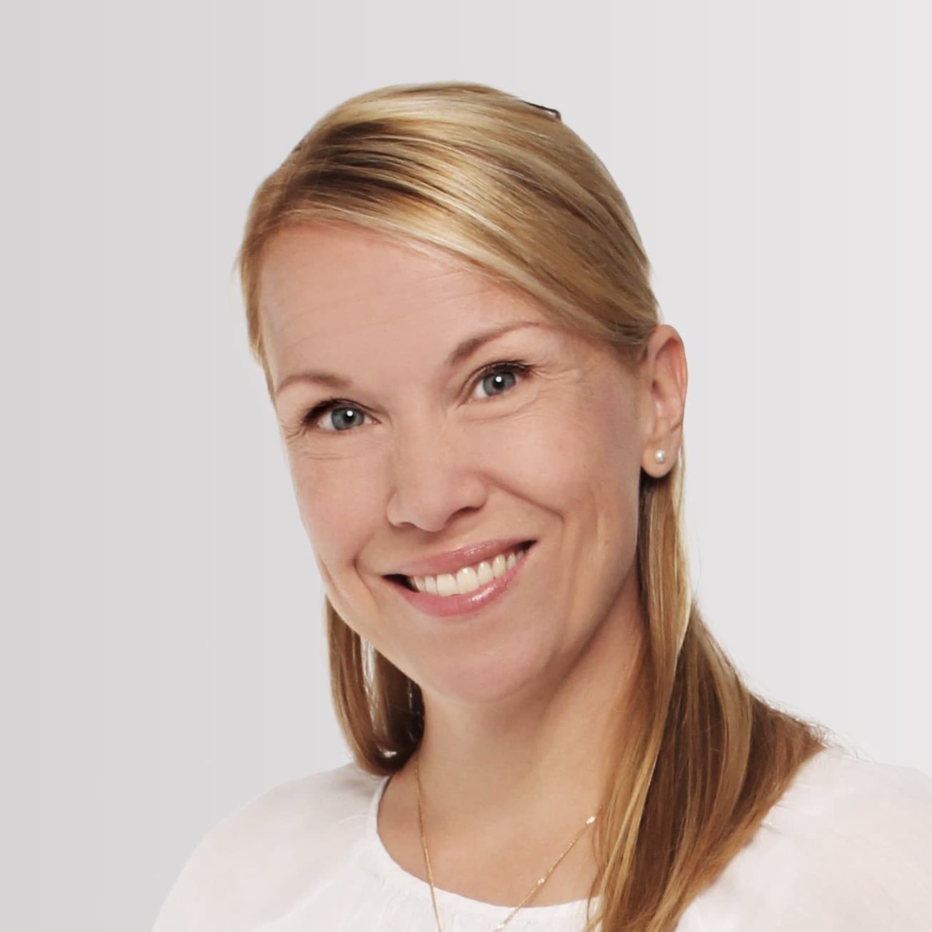 Anna Forsström Medicine licentiat — Pihlajalinna