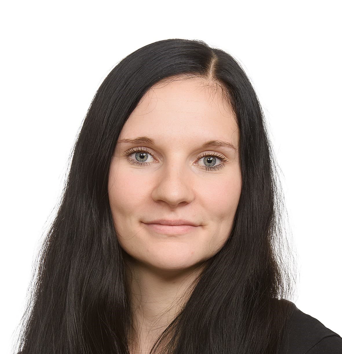 Esteri Hakamäki — Pihlajalinna