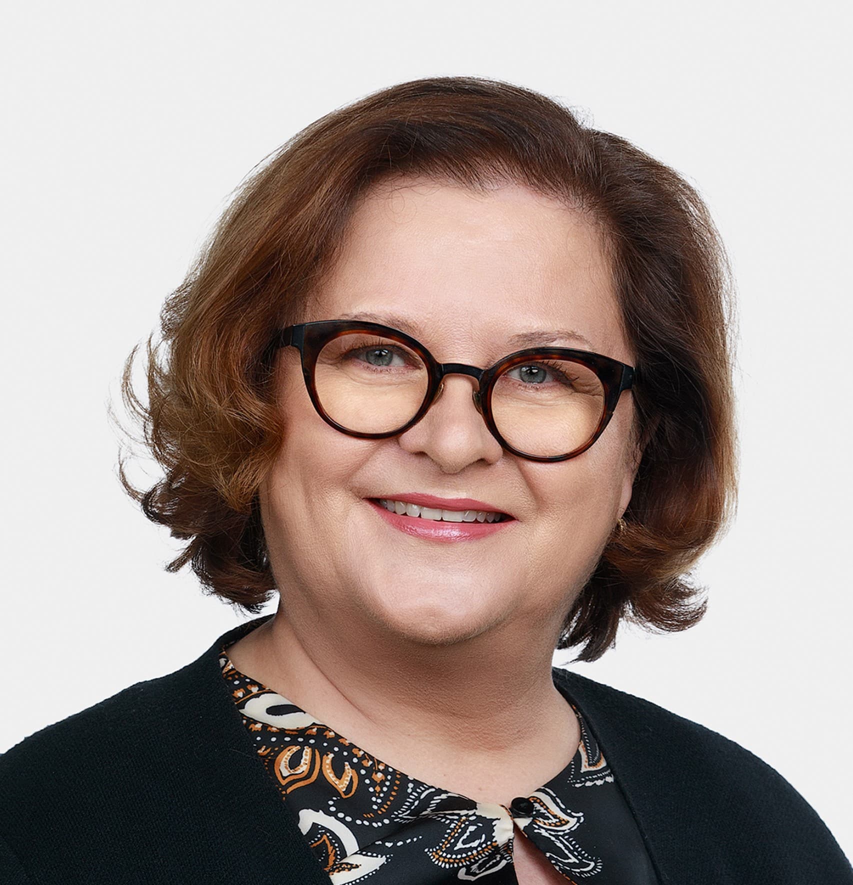 Outi Peltoniemi-Ailisto Medicine doktor, Docent — Pihlajalinna