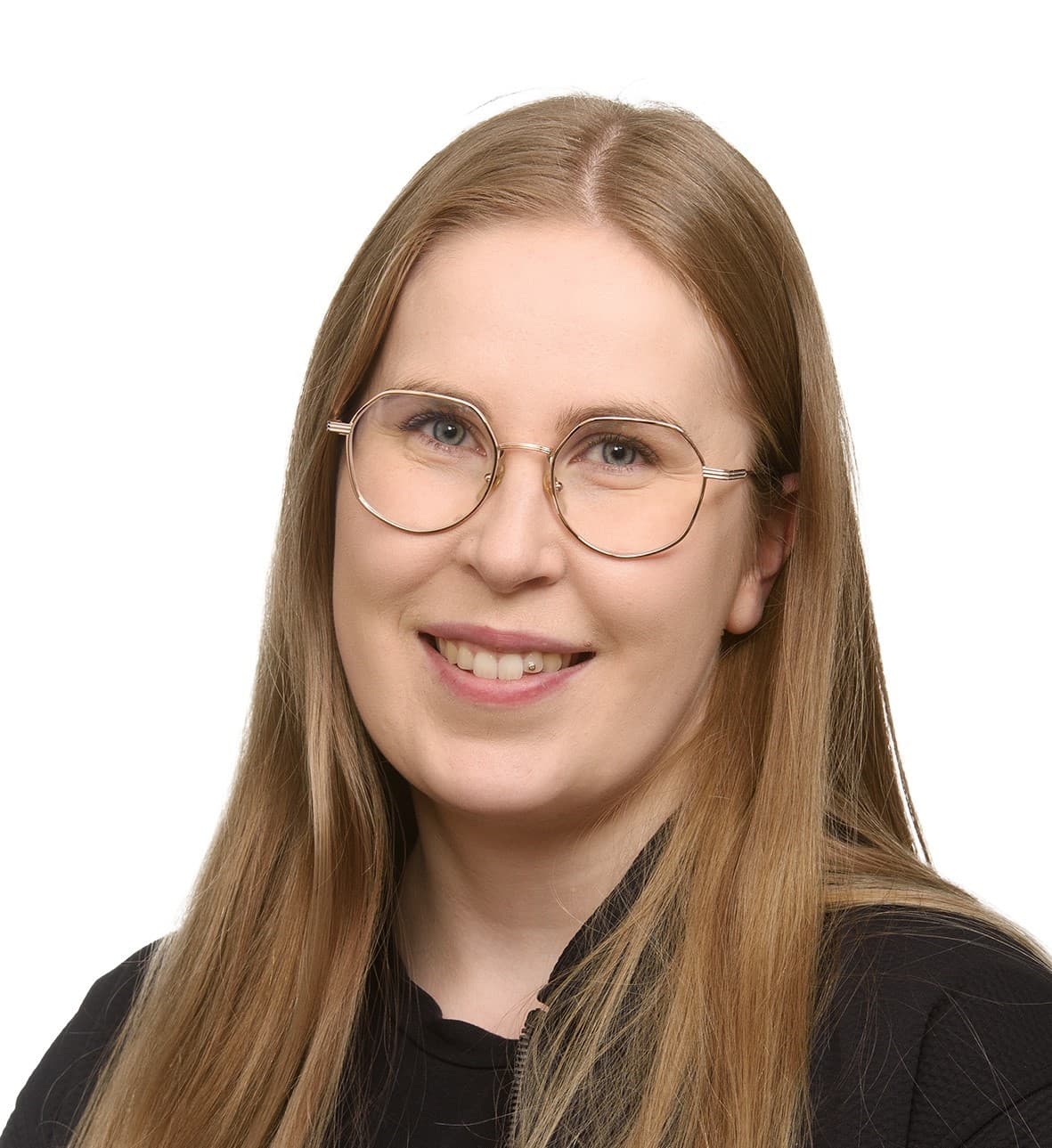 Nelli Väntti Medicine licentiat — Pihlajalinna