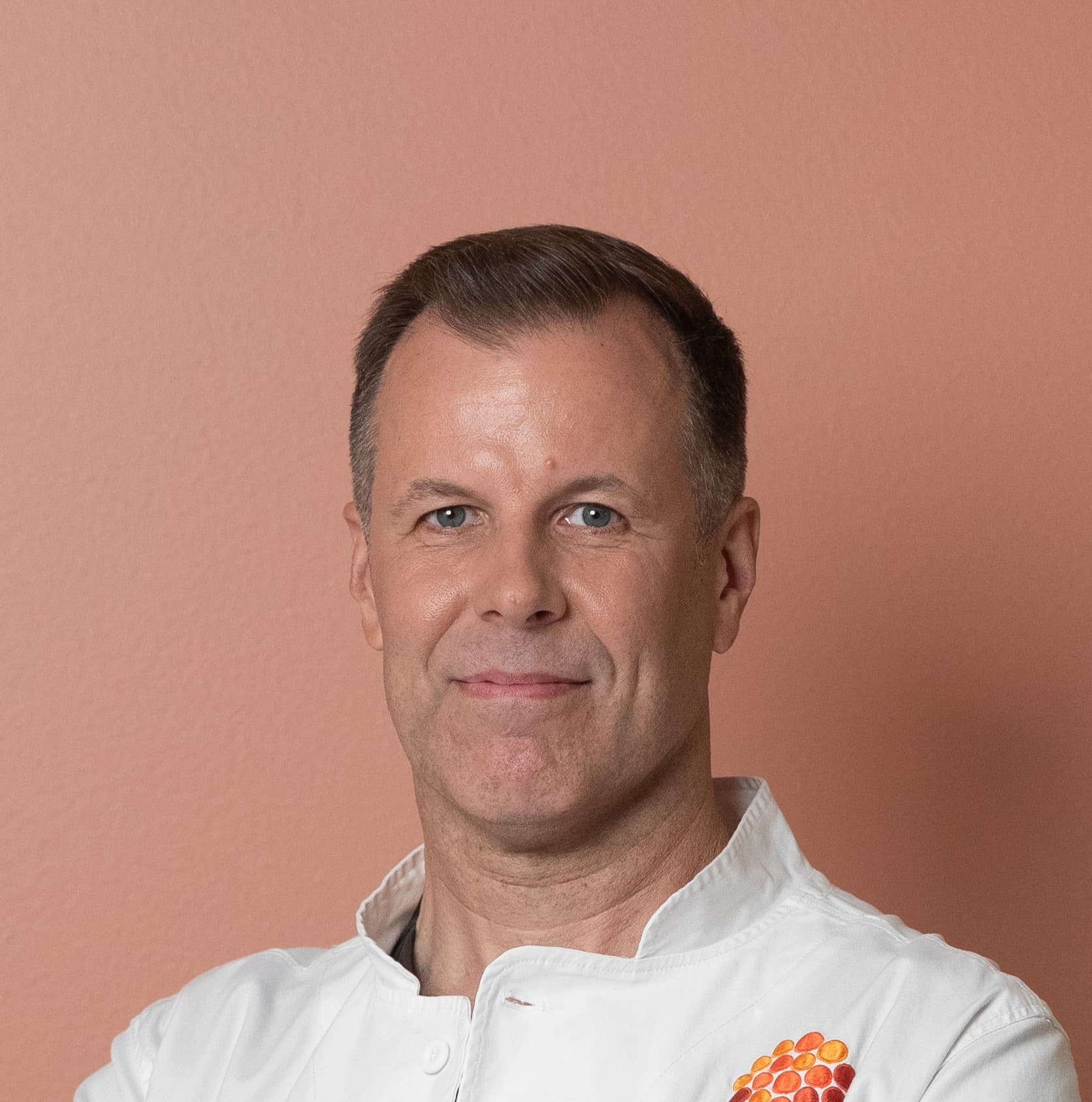 Janne Jousmäki Medicine licentiat — Pihlajalinna