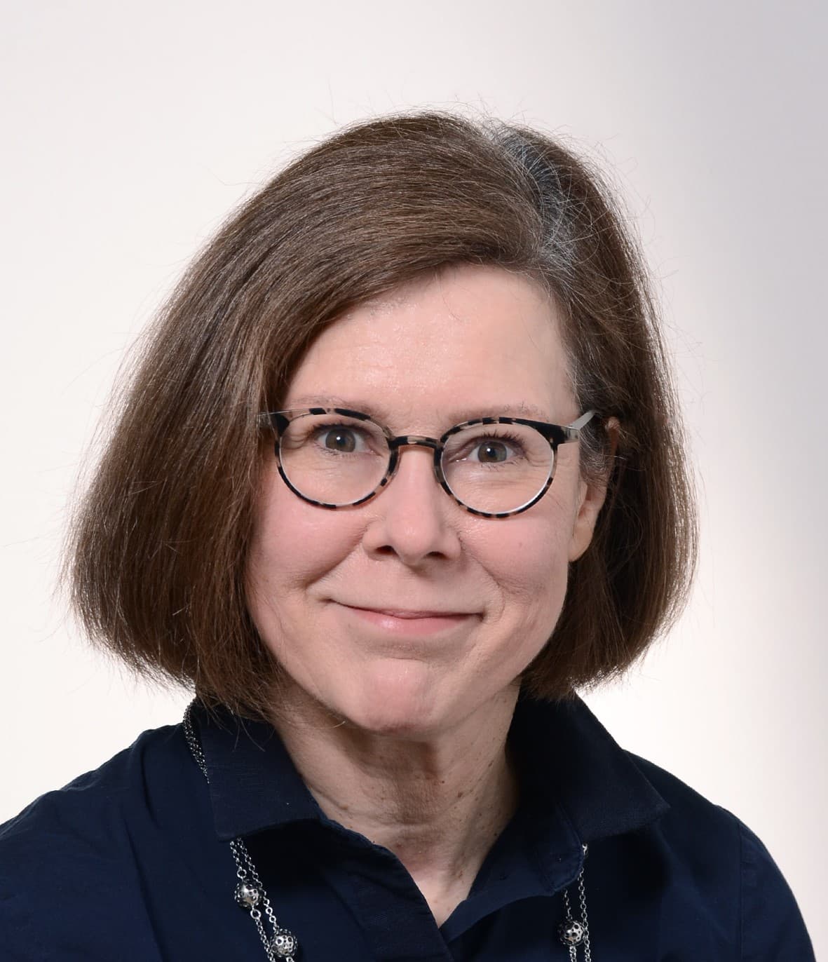 Nina Malin-Luttinen — Pihlajalinna