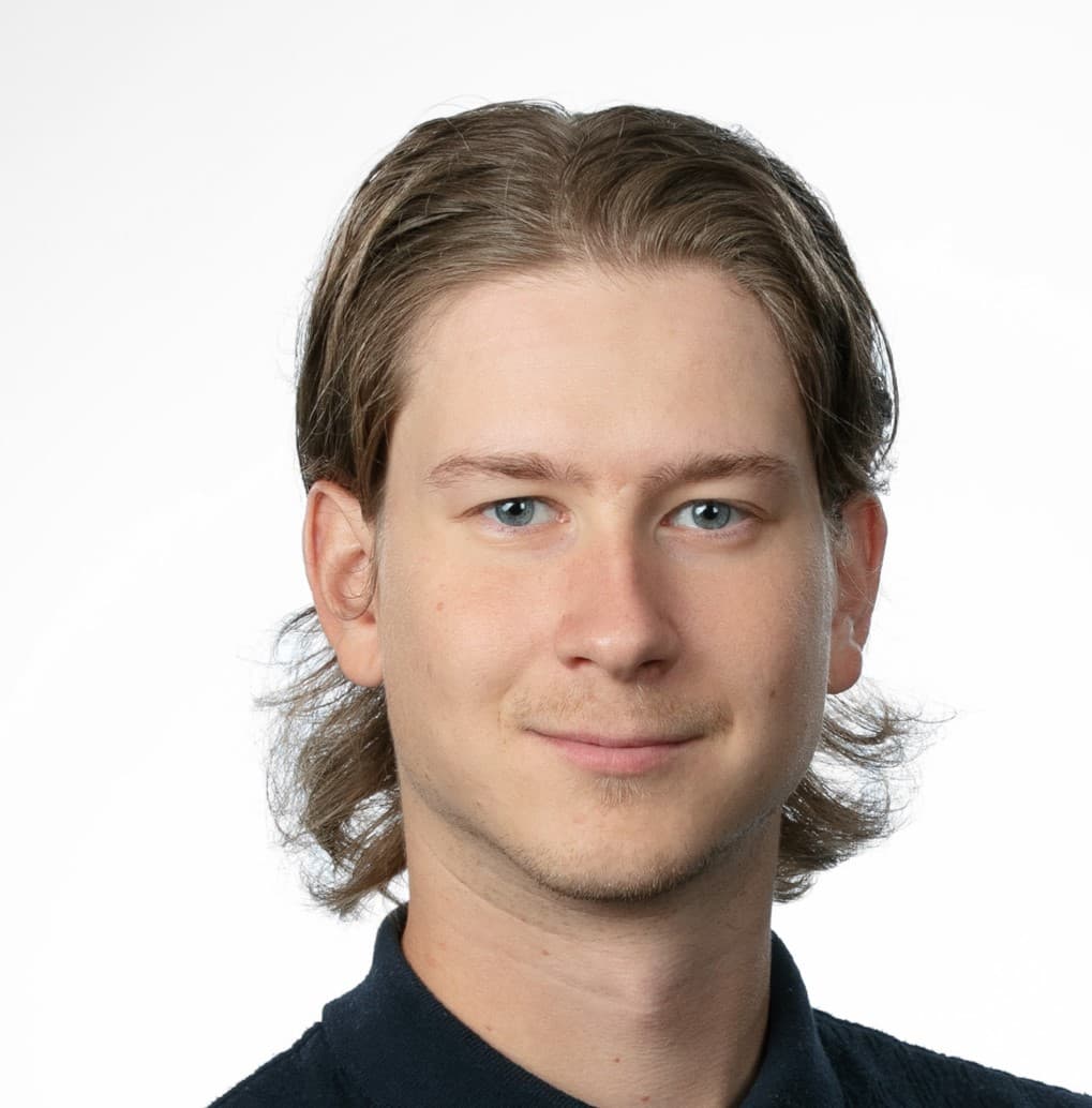 Lauri Viitasaari Medicine licentiat — Pihlajalinna