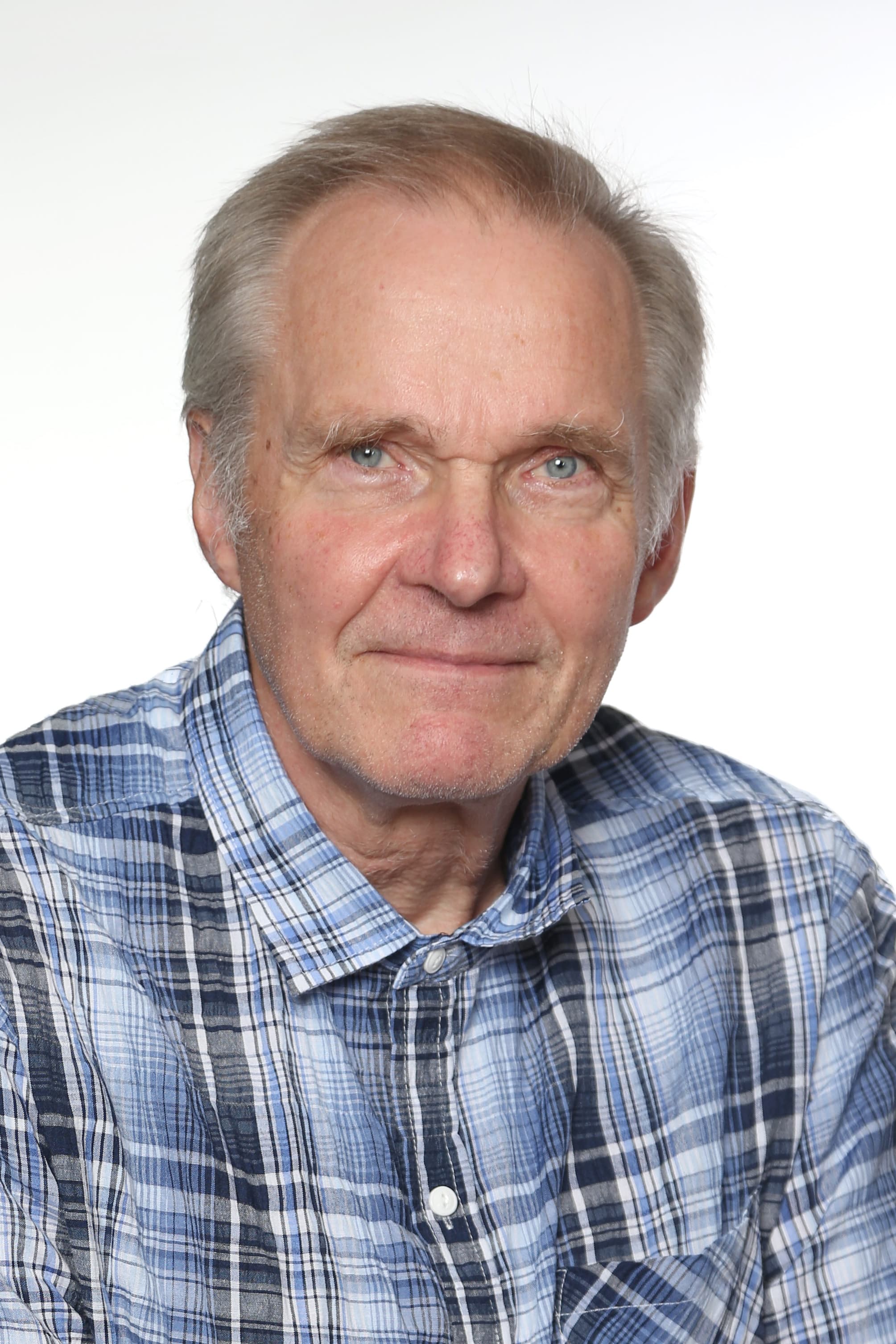 Ari Saarinen Medicine licentiat — Pihlajalinna