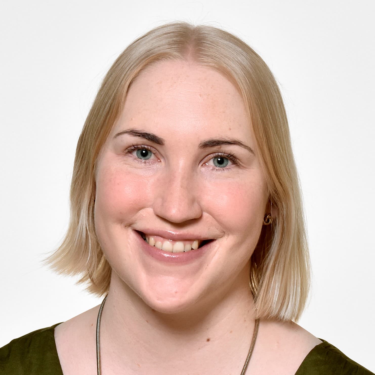 Riina Ilmola — Pihlajalinna